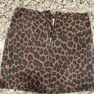 Women’s Leopard Skirt